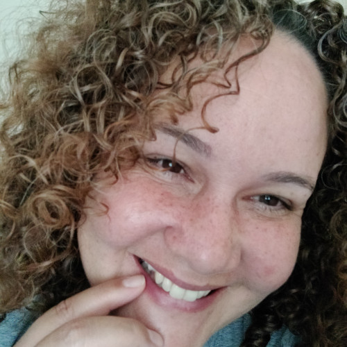 Iris V. profile photo