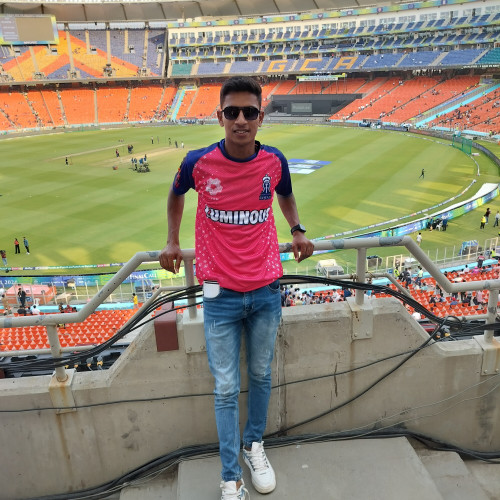 Divyansh M. profile photo