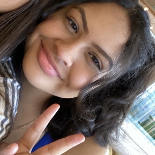 Mia C.