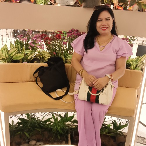 Angie D.