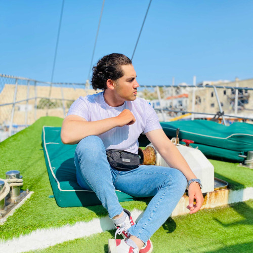 Ahtisham U. profile photo