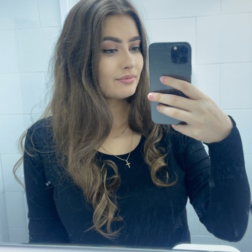 Julia L.