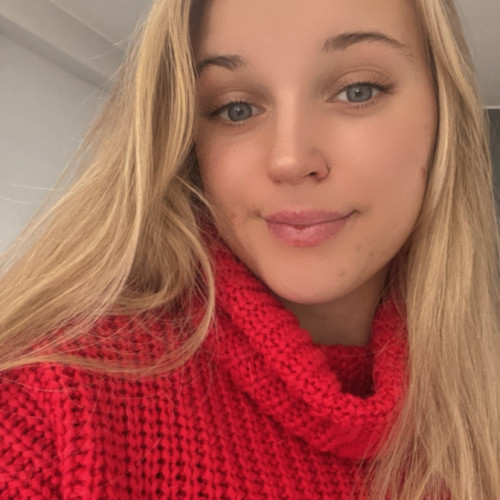 Julia G.