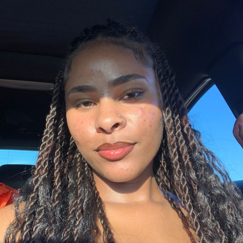 Camilla L. profile photo