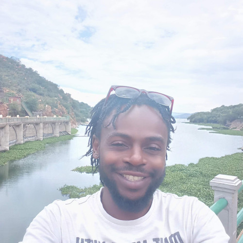 taka e. profile photo