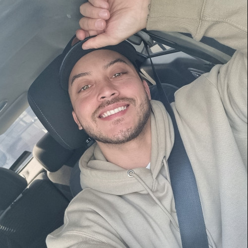 Sebastin  v. profile photo