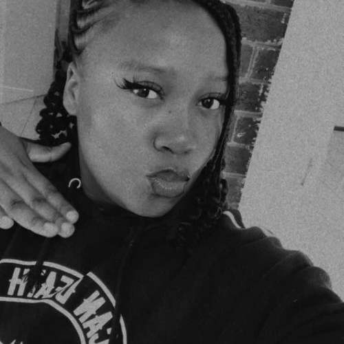 leen k. profile photo