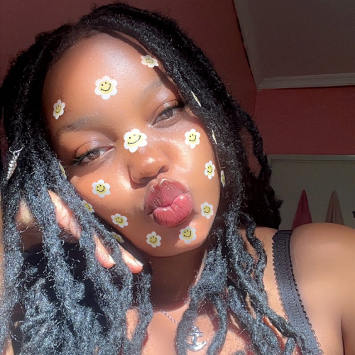 Mulatto L. profile photo