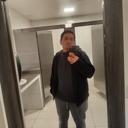 Andrés  R. profile photo