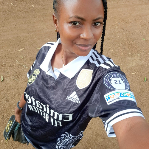 Esange E. profile photo