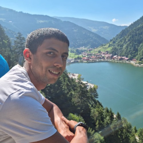 Walid D.