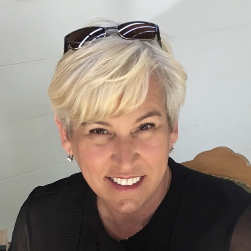 Tracey R.