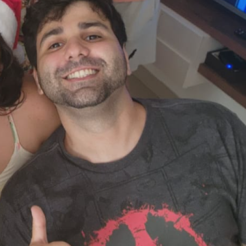 Tiago B.