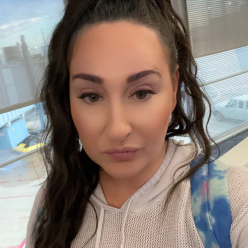 Tina  V.
