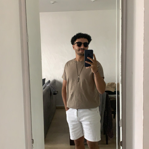 Noureddine  E.