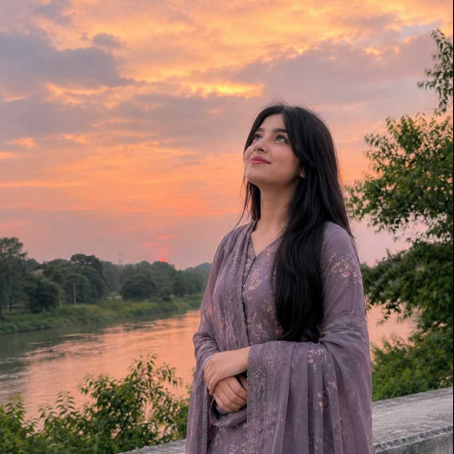 nusrat f. profile photo