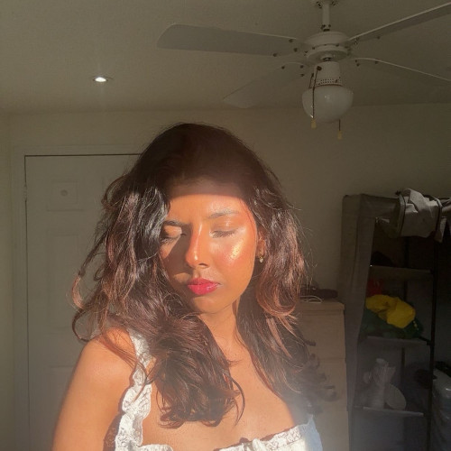 Amna M. profile photo