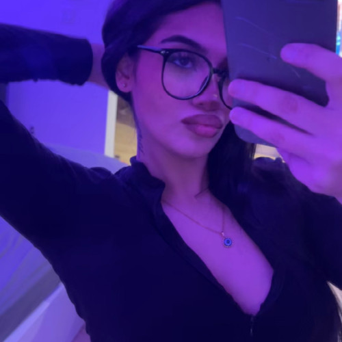 Amina K. profile photo