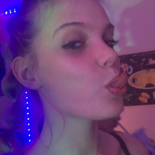 Hailie B.