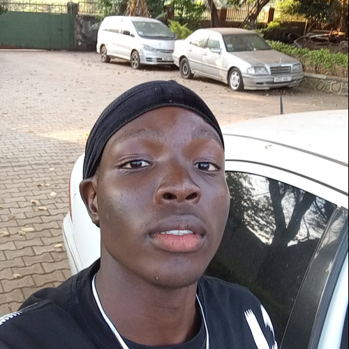 Junior  v. profile photo