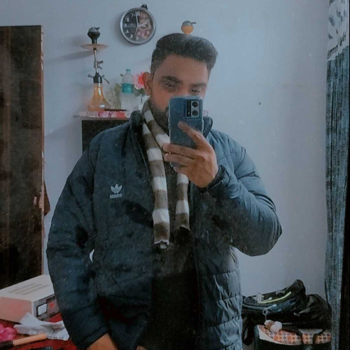 tanishq k. profile photo