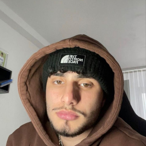jayjay o. profile photo