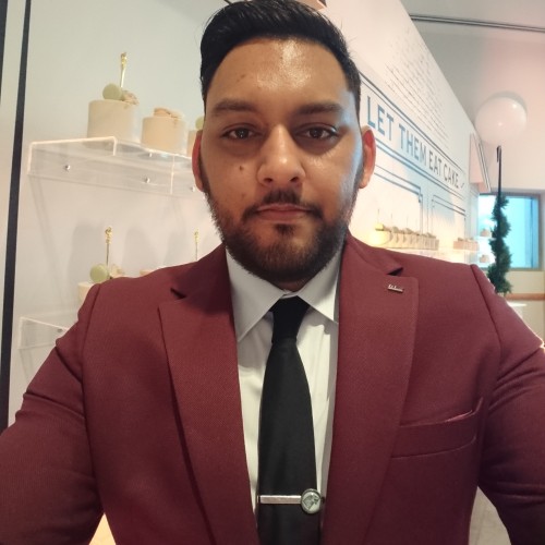 Dev  L. profile photo