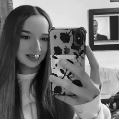 Michaela J. profile photo