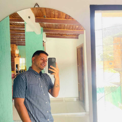 americo v.
