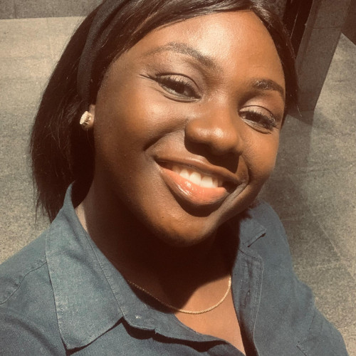 Estee T. profile photo