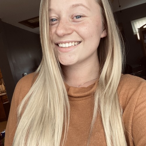 Amber R.
