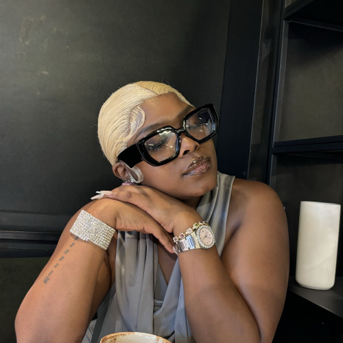 Lindiwe M. profile photo