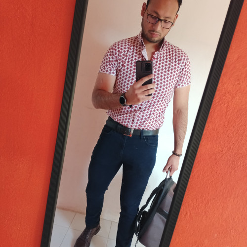 Fernando W.