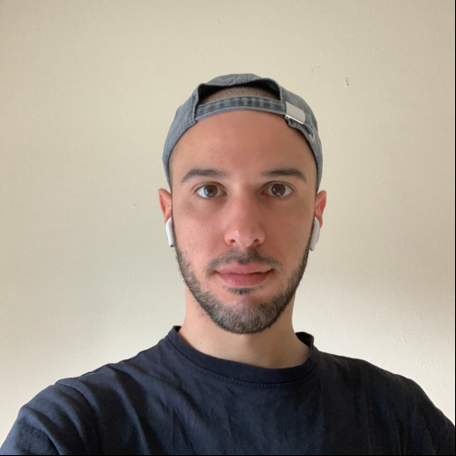 Alessandro L.