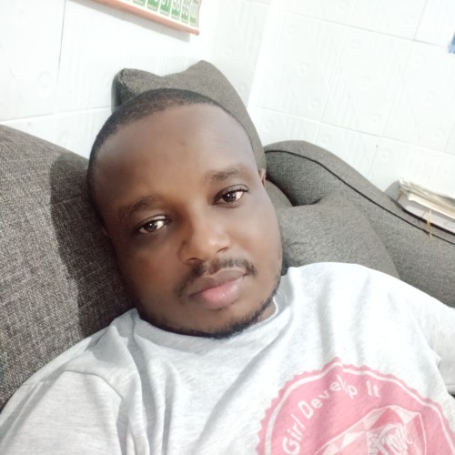 simon m. profile photo