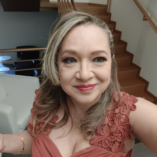 lucia f. profile photo