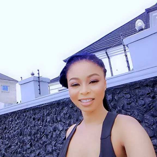 Stella L.