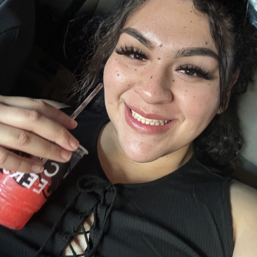 yesenia m.