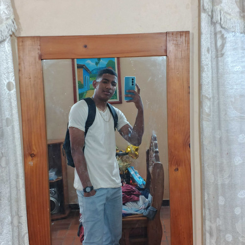 Elias J. profile photo