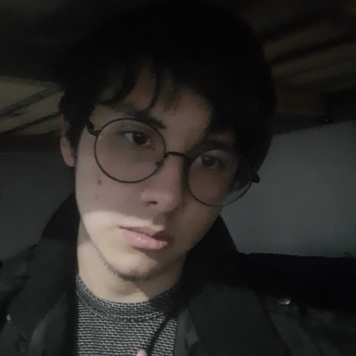 Elias M.