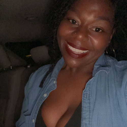 LeeLee T. profile photo