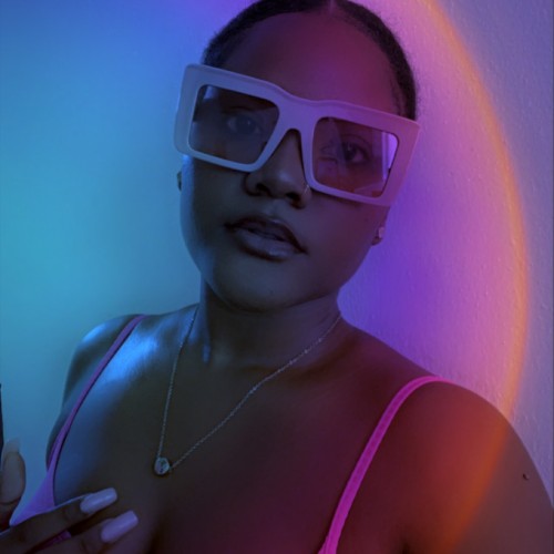 Widdiana B.