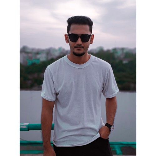 Ashik E.