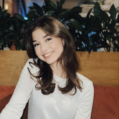 Liana F. profile photo