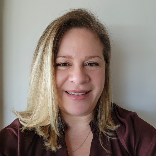 Holly T. profile photo