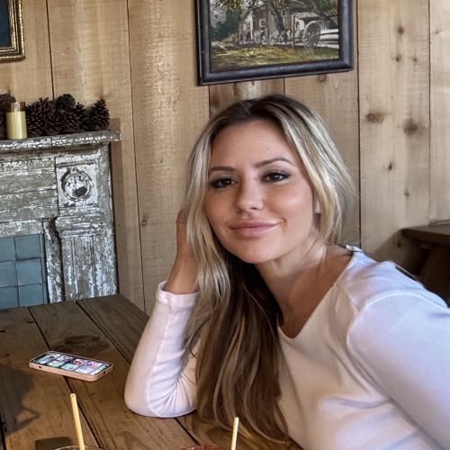 Amanda S.