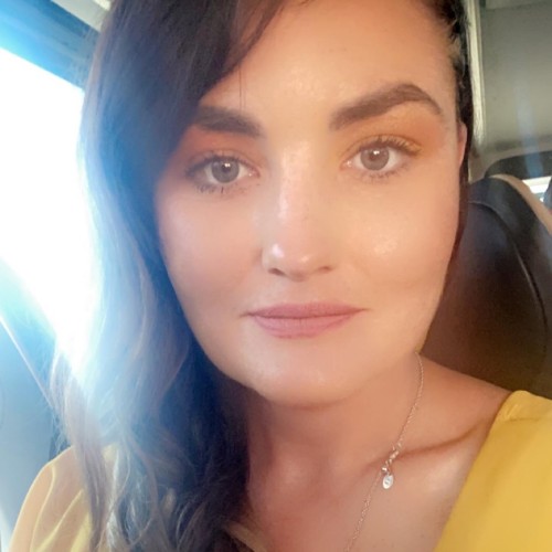 Tara w. profile photo