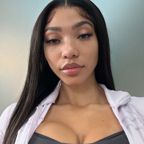 Lily L.