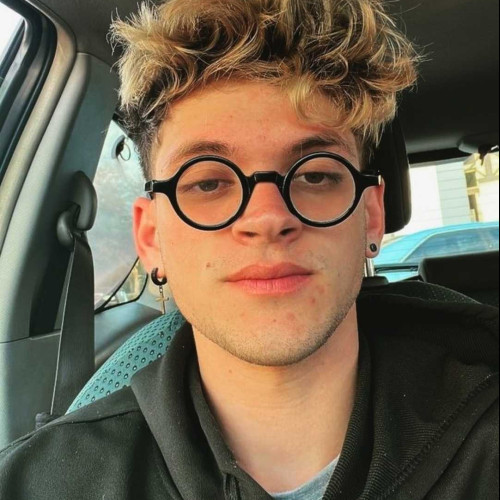 Artty M. profile photo