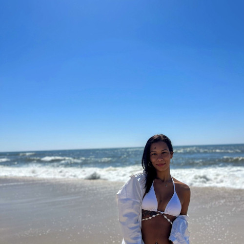 Karlla S. profile photo